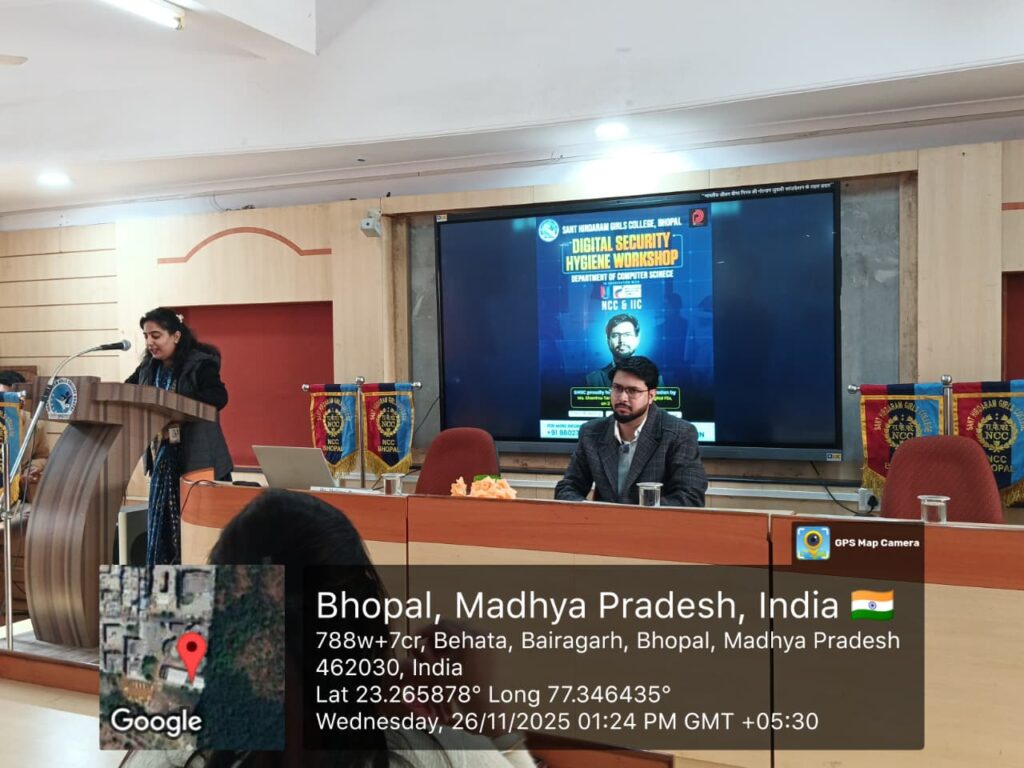 EO & Founder of The DigitalFlix, Shantanu Tarey, delivering an interactive stage session on safe browsing, digital awareness, and AI in marketing for college students in Bhopal.