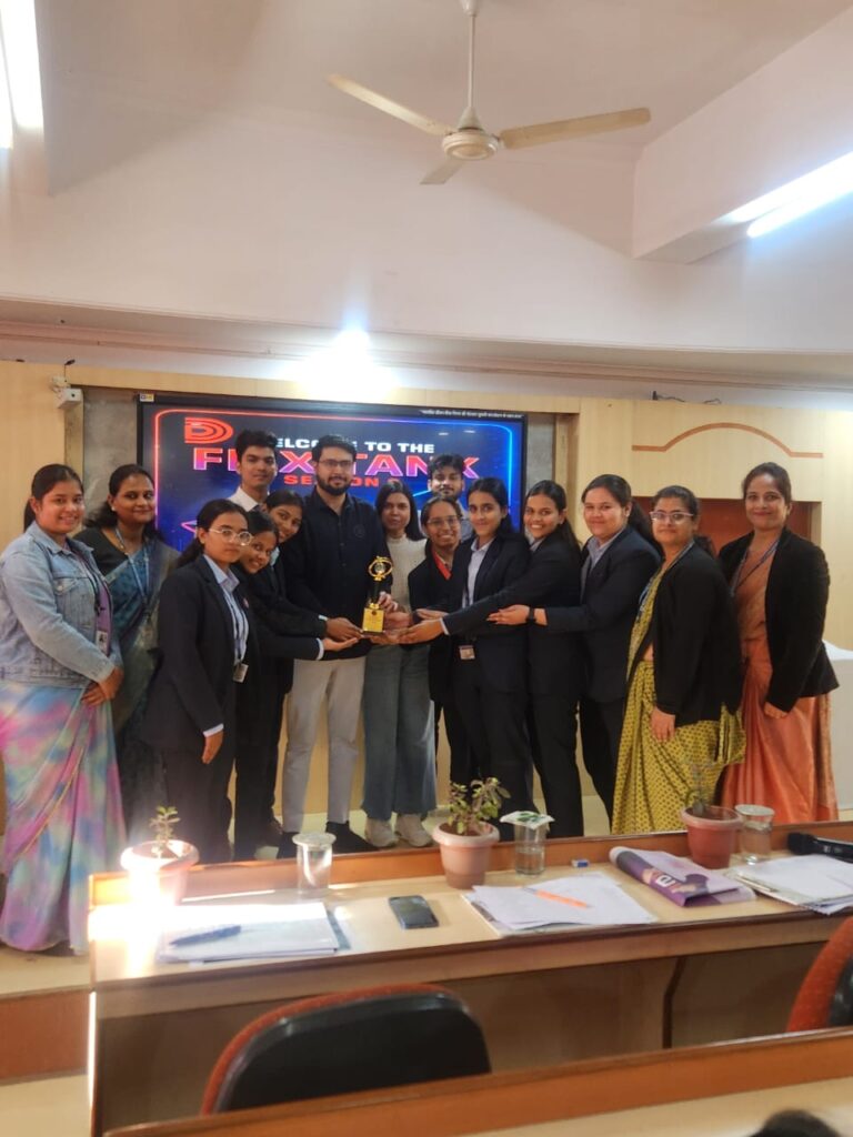 Respected keynote speaker and judge Shantanu Tarey delivering insights on AI, digital marketing careers, automation, entrepreneurship, and brand development during The Flix Tank Season 2 startup challenge conducted by The DigitalFlix.