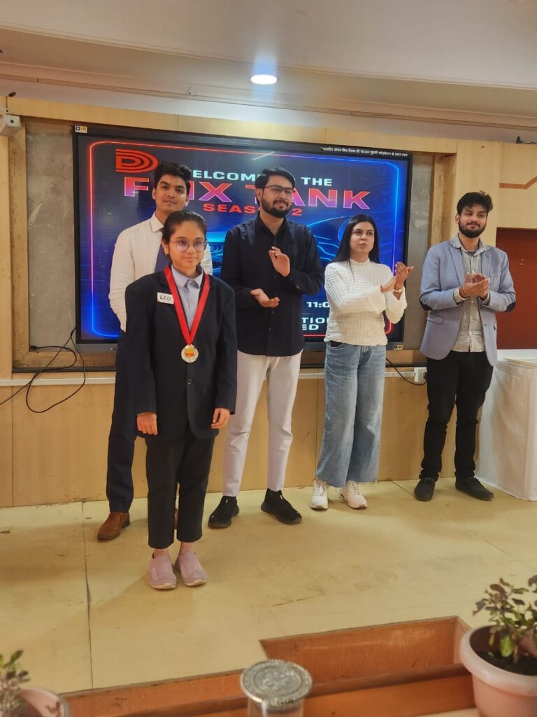 Respected AI marketing mentor and industry expert Shantanu Tarey evaluating presentations, pitch decks, and go-to-market strategies during The DigitalFlix Flix Tank Season 2, empowering students with real-world digital marketing and AI applications.