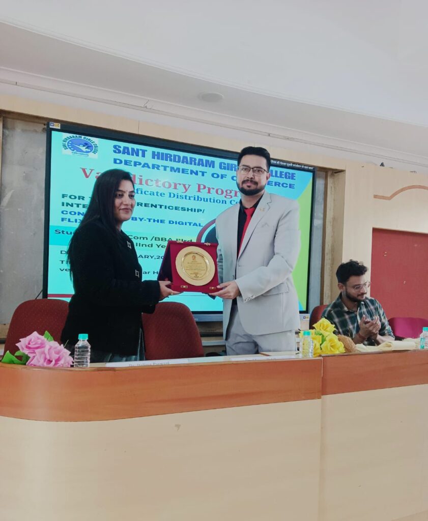 Shantanu Tarey concluding the AI and Digital Marketing internship program by awarding certificates, badges, and excellence recognitions to students, reinforcing The DigitalFlix mission of AI-driven education in Bhopal and Madhya Pradesh