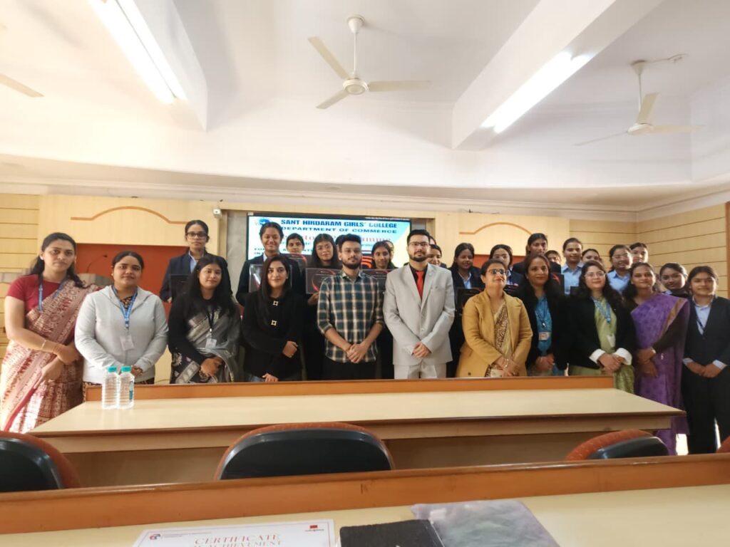 Shantanu Tarey with college leadership, faculty members, and coordinators during the valedictory function of AI internship and apprenticeship program, highlighting collaboration between Sant Hirdaram Girls College and The DigitalFlix AI Digital Marketing Institute in Bhopal